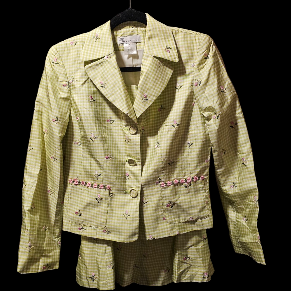 ABR New York Skirt Suit